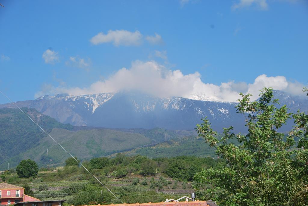 I Colori Dell'Etna Vila Santa Venerina Exterior foto